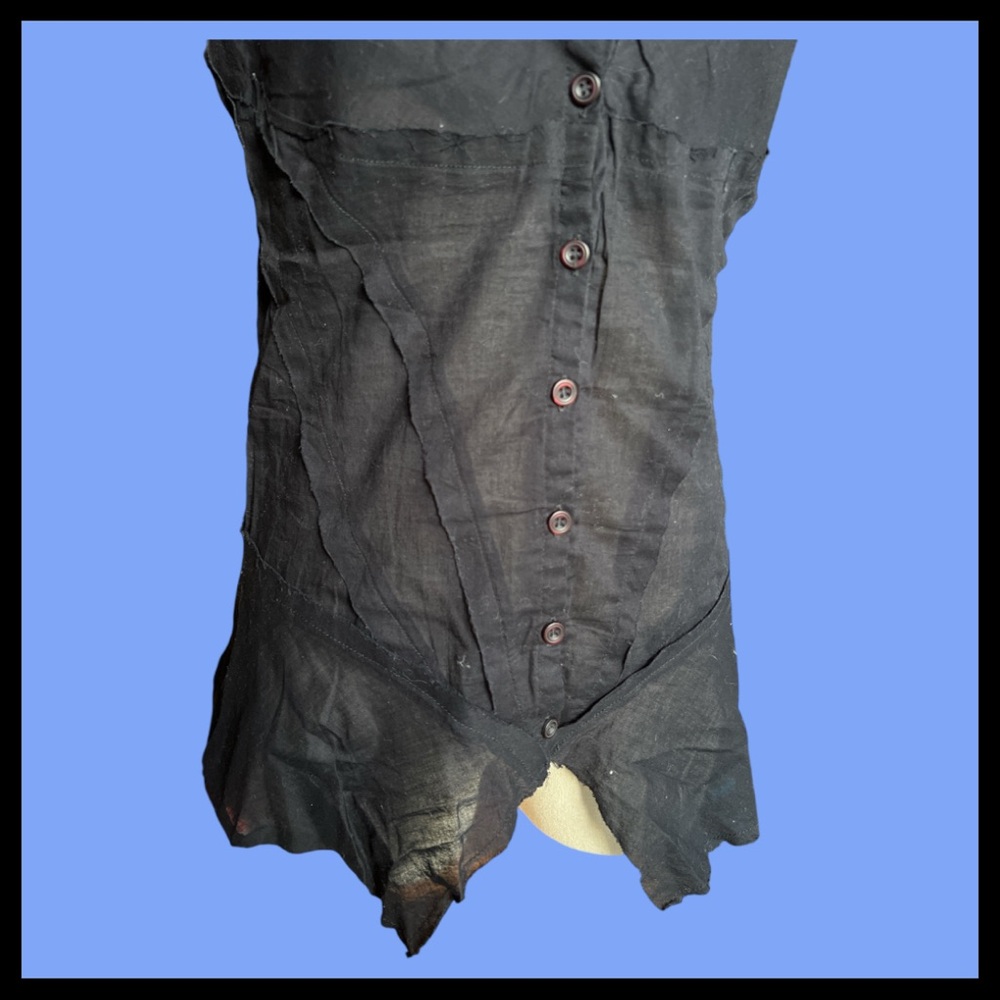 UO Lux sheer handkerchief button up tank - Picture 3 of 5